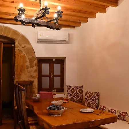 The Three Story Old Town House * Rhodes City