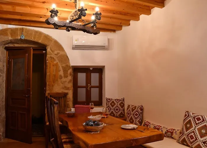 The Three Story Old Town House * Rhodes City