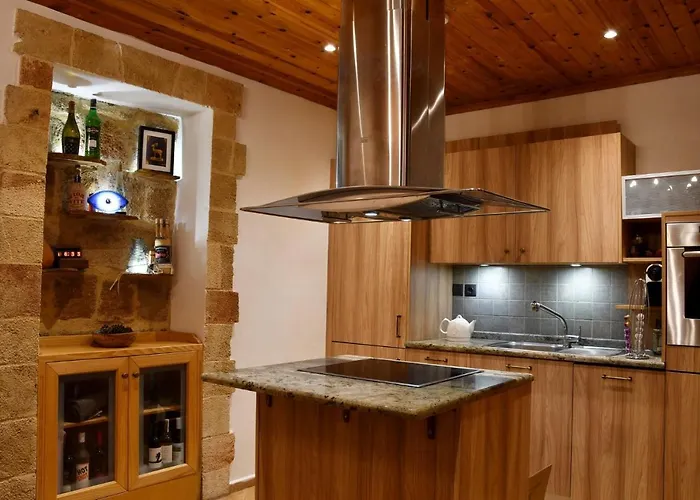 The Three Story Old Town House Tatil Evi Rhodes City